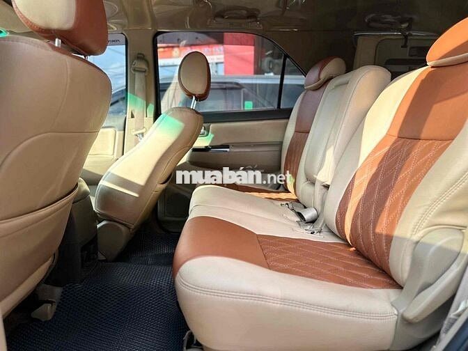 Toyota Fortuner 2013 số sàn máy dầu