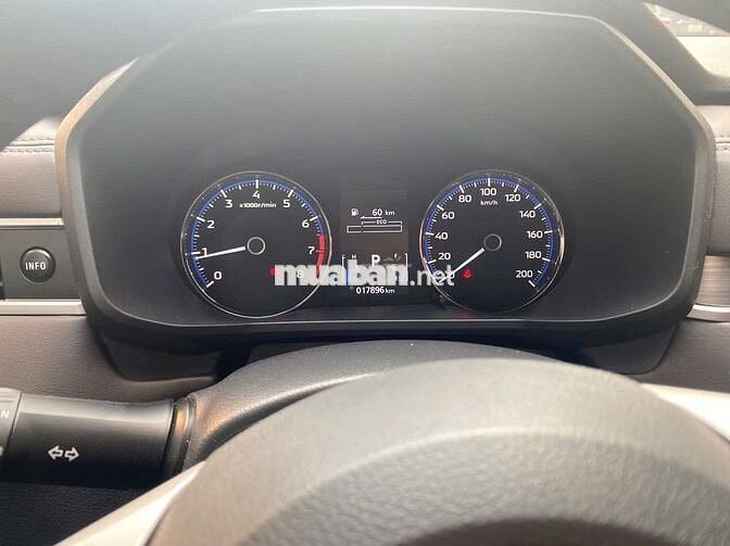 Mitsubishi Xpander 2022 AT Premium - 17000 km