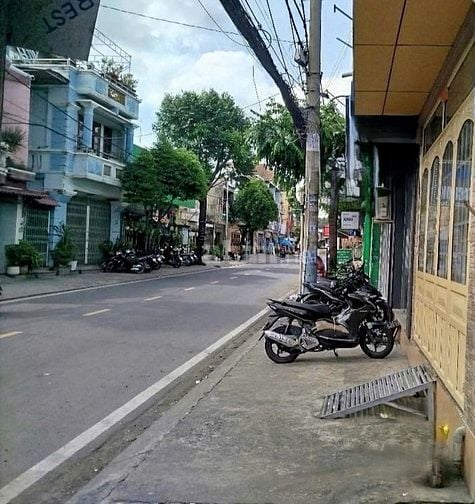 GIẢM MẠNH 1 TỶ, CHỈ CÒN 5 TỶ/67m2, 10 BƯỚC CHÂN RA TỚI Đ. LINH ĐÔNG 