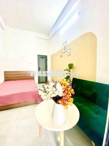 Cho thuê Studio tách bếp cửa sổ rộng, Full nội thất Tại Quang trung.