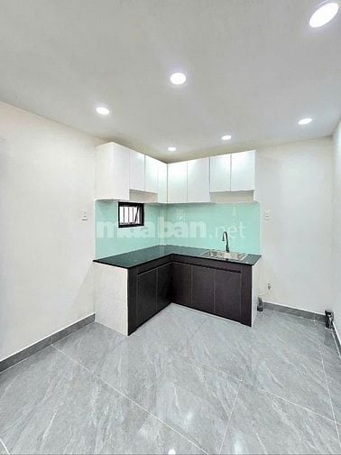 Nhà mới đẹp vào ở liền 1 lầu, cách hẻm xe hơi 10m