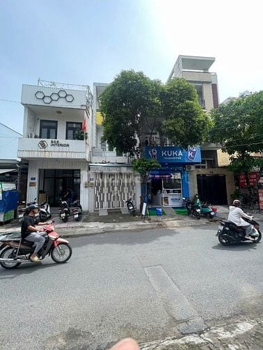 Cc Cần bán MTKD Hà Thị Đát 3 lầu, 84m Giá 11,9 tỷ tl