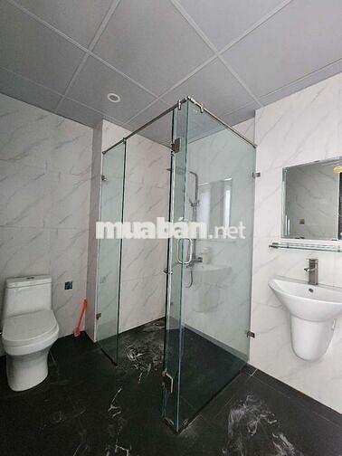 Nhà 3 tầng sát mt Điện Biên Phủ đẹp hiện đại