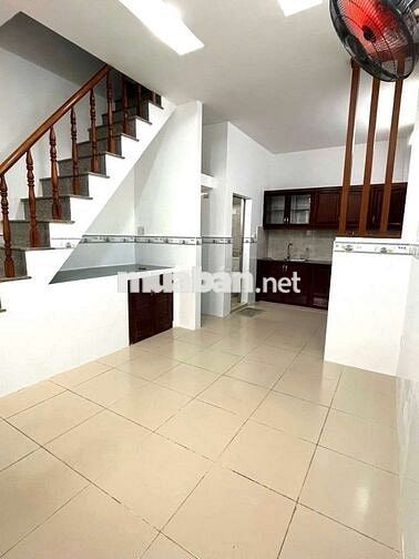 Bán nhà Âu Cơ, 24m2 hỗ trợ vay, nhà mới 2 tầng chỉ 3 tỷ TL