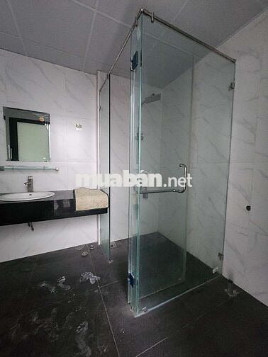 Nhà 3 tầng sát mt Điện Biên Phủ đẹp hiện đại