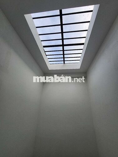 Nhà 3 tầng sát mt Điện Biên Phủ đẹp hiện đại