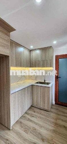 Bán nhà Nguyễn Kiệm, 16m2, 2 Tầng, 2PN, Nhà nhỏ xinh xinh, nhà mới, TL