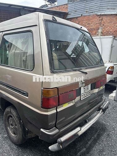 Toyota Hiace 2008 Commuter 2.7 - 50 km