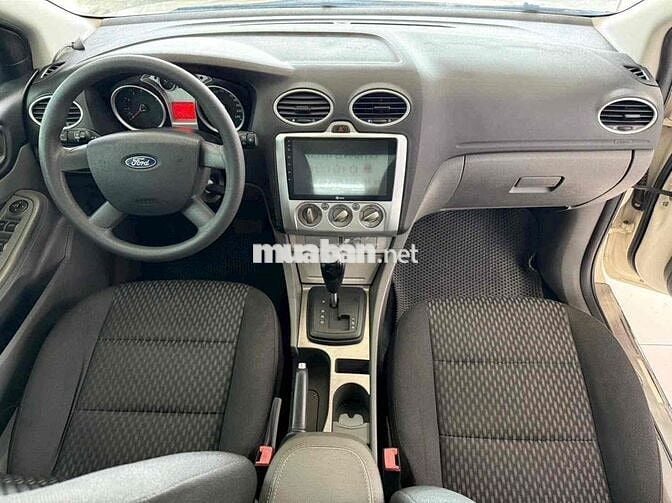 Ford Focus 2012 1.8 AT - 90000 km