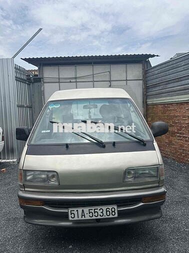 Toyota Hiace 2008 Commuter 2.7 - 50 km