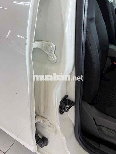 Ford Focus 2012 1.8 AT - 90000 km