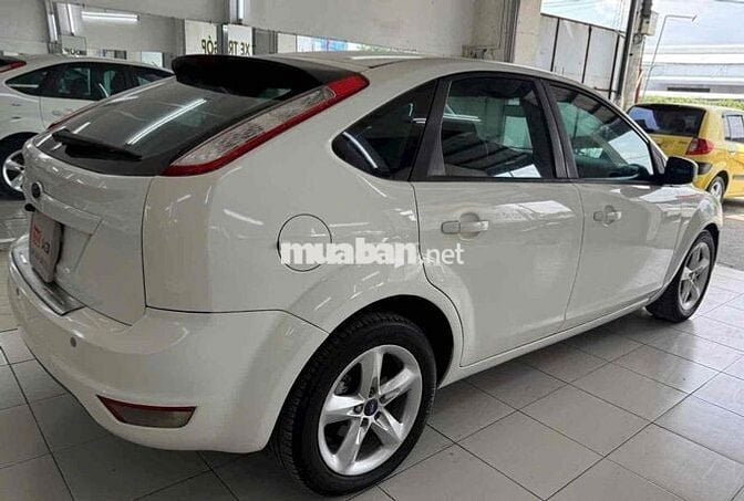 Ford Focus 2012 1.8 AT - 90000 km