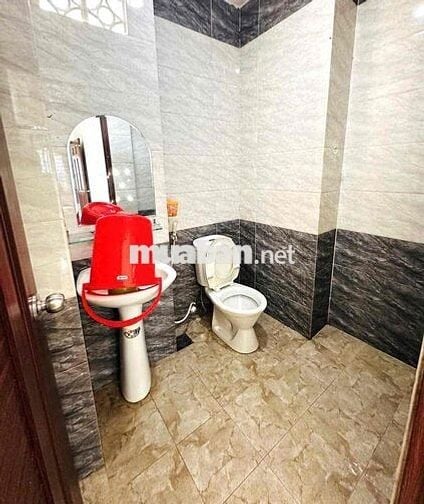 Nhà 5x12m 1Lầu (2PN 2WC ST) Hẻm 5m. Hương Lộ 2 Gần QL