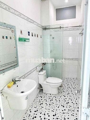 Phòng Trọ  Dương Quảng Hàm Giảm Nhanh 2tr Trong Tháng 9
