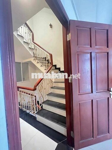 Phòng Trọ  Dương Quảng Hàm Giảm Nhanh 2tr Trong Tháng 9