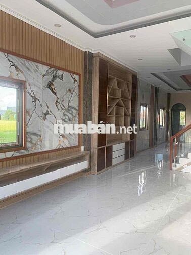 Bán Nhà Phố 168m2 ở Khu Công Nghiệp Cầu Tràm. Gần Chợ Bình Chánh.