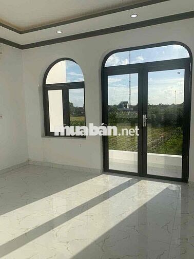 Bán Nhà Phố 168m2 ở Khu Công Nghiệp Cầu Tràm. Gần Chợ Bình Chánh.