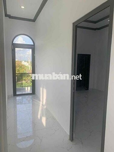 Bán Nhà Phố 168m2 ở Khu Công Nghiệp Cầu Tràm. Gần Chợ Bình Chánh.