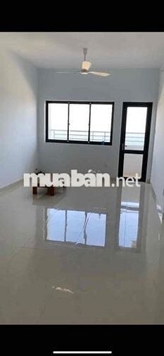 Bán căn hộ hơn 87,6 m2 tầng 14 Hồ Qúy Ly