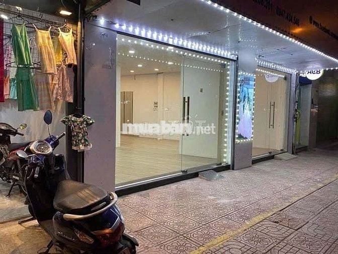 MT Hoàng Sa Q3 7x10m, thuê NC 7x21m trệt 2L giá tốt, chỉ 82tr