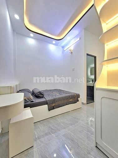 BÁN NHÀ TO ĐÙNG - XÂY MỚI 100% - GẦN LỘ HUỲNH TẤN PHÁT
