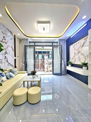BÁN NHÀ TO ĐÙNG - XÂY MỚI 100% - GẦN LỘ HUỲNH TẤN PHÁT