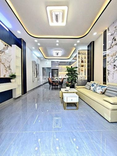 BÁN NHÀ TO ĐÙNG - XÂY MỚI 100% - GẦN LỘ HUỲNH TẤN PHÁT