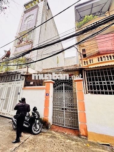 ⛔ Bán Nhà C4 Tặng Đất Nguyễn Văn Cừ - Ô Tô Thông + Ngủ Trong Nhà