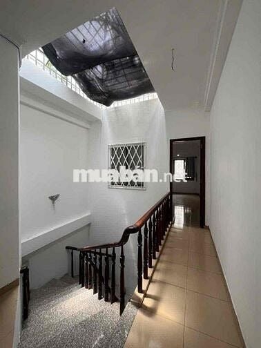 Nhà nguyên căn hẻm 8m Lê Thị Hồng-Nguyễn Oanh-Căn cứ 26