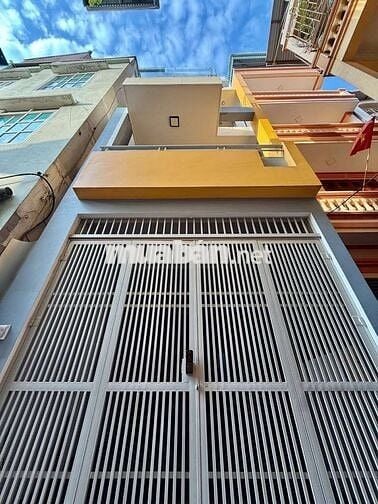 TRẦNCUNG - CỰC PHẨM 5 TẦNG THANG MÁY - 50M, 2 THOÁNG CHỈ NHỈNH 10 TỶ