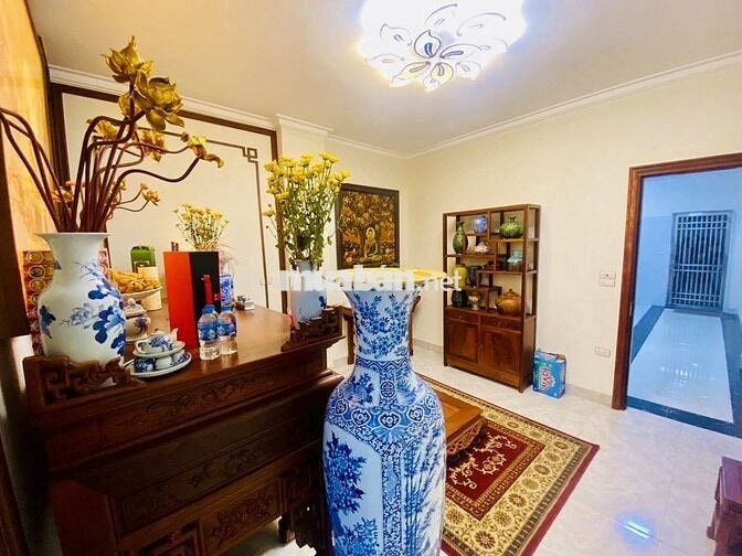 Bán Nhà Hồng Tiến - Ô tô - 2 Thoáng - Tặng full NT gỗ hiếm gần 2 Tỷ