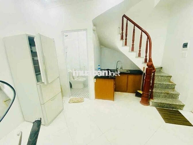 Bán nhà ngõ Lệnh Cư 17m 4 tầng 1 ngoặt ra phố giá 4.95 tỷ