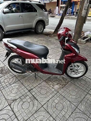 cần bán xe 2018 biển số thành phố xe chính chủ