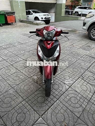 cần bán xe 2018 biển số thành phố xe chính chủ