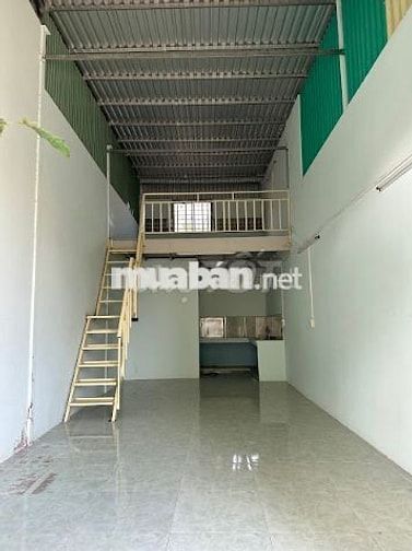 Nhà nguyên căn 54m2 có sân rộng và gác lửng, đường Cô Bắc, Mỹ Bình