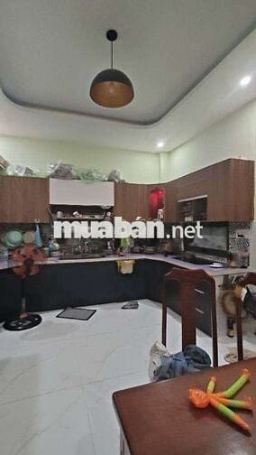 BÁN NHÀ BÌNH TÂN, gần Tân Phú, 3 tầng, DT 5x18m, hẻm 7m, chỉ hơn 5 tỷ