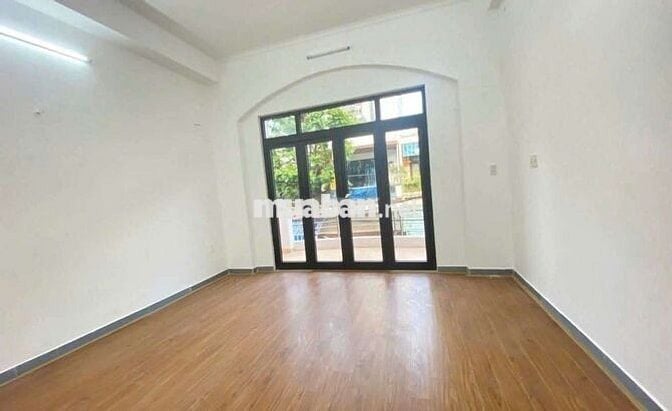 Bán nhà 2,5 tầng mặt tiền Trần Hữu Trang - Hòa Cường - Đà Nẵng