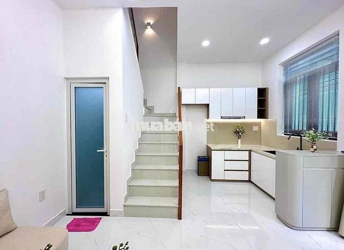 BÁN NHÀ ĐANG CHO THUÊ CHDV 48m2 GIÁ 5tỷ220 SẴN DÒNG TIỀN 18tr/th