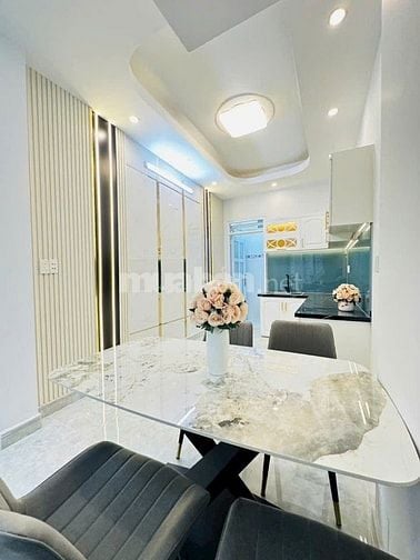 Nhà đẹp sổ hồng riêng 1 lầu, gần Phú Mỹ Hưng quận 7