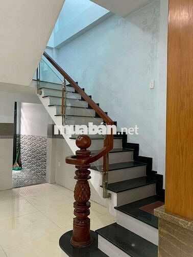 Nhà mặt tiền 1 trệt 1 lầu liên khu 5_6 BHH B bình tân