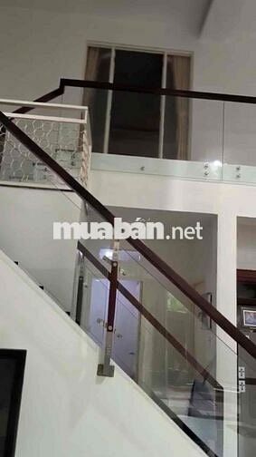 Chủ đi nước ngoài sang nhanh căn nhà 2 tỷ ở Xã Quy Đức, Bình Chánh