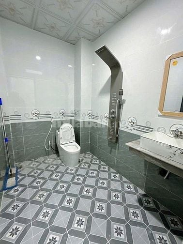 Thanh lý nhà đẹp ngay KCN Tân Tạo, Bình Tân giá 1 tỷ 350tr / 84m2