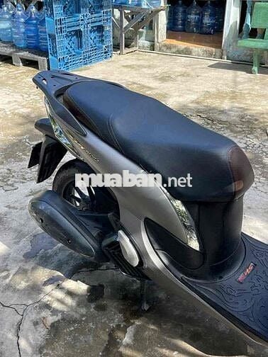 xe còn khoảng 80% chất xe chốt sớm có thương lương