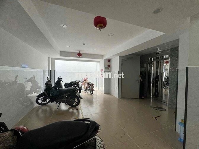 TÂN BÌNH -ÂU CƠ -CHDV CAO CẤP ĐẦY ĐỦ NỘI THẤT MỚI  -106M NỞ HẬU 8,5m