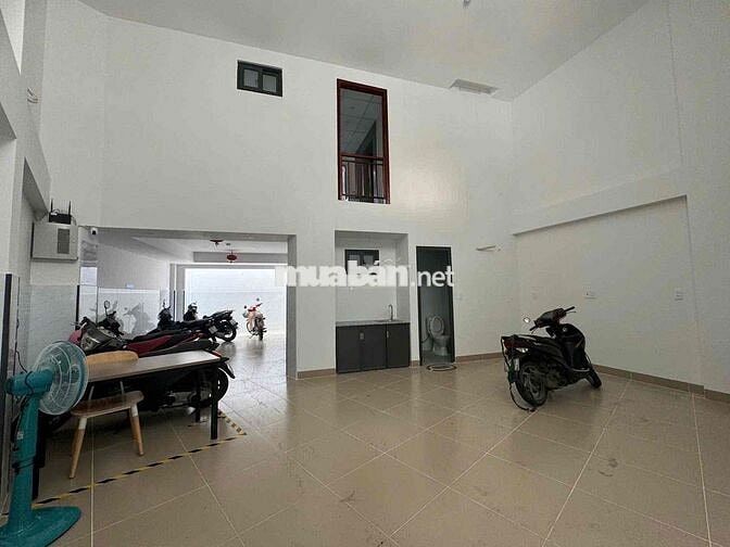 TÂN BÌNH -ÂU CƠ -CHDV CAO CẤP ĐẦY ĐỦ NỘI THẤT MỚI  -106M NỞ HẬU 8,5m