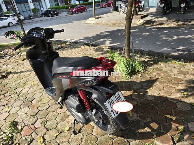 Bán xe Vison Sport 2025 Màu Đen, chính chủ Hà Đông