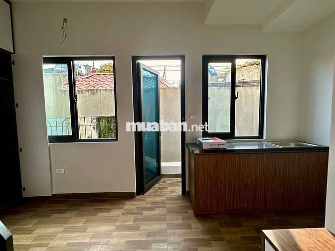 Siêu phẩm CCMN 30m2 Full đồ. Ban công ôtô qua nhà tại Định Công Thượng