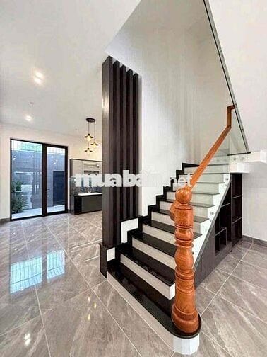BÁN NHÀ MỚI 4 TẦNG ĐỐI DIỆN CÔNG VIÊN KDC VĂN HOÁ TÂY ĐÔ CT - 7.9 TỶ