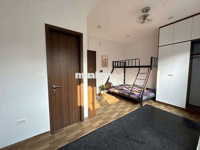 Siêu phẩm CCMN 30m2 Full đồ. Ban công ôtô qua nhà tại Định Công Thượng
