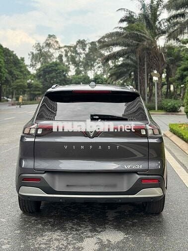 VinFast VFe34 2022 - 8000 km